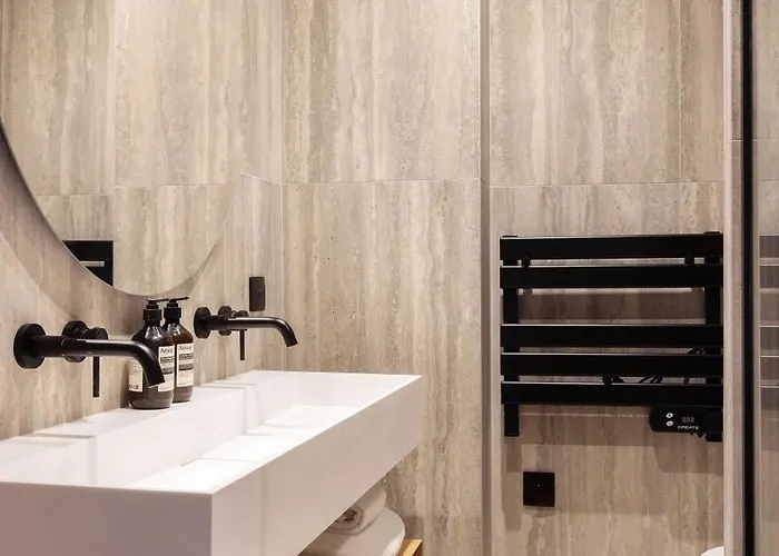 Magnificent Flat- Ac -1br- 4p-place De La Nation Апартаменты