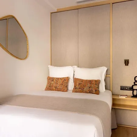 Daire Magnificent Flat- Ac -1br- 4p-place De La Nation Paris