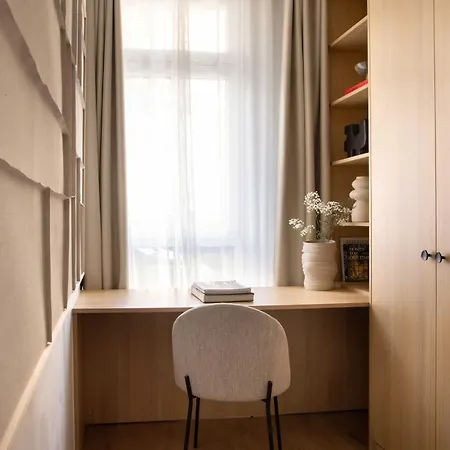 Magnificent Flat- Ac -1br- 4p-place De La Nation * Paryż